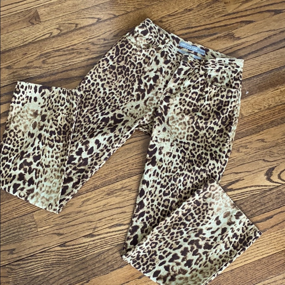 NWOT Jones New York Leopard Print Jeans